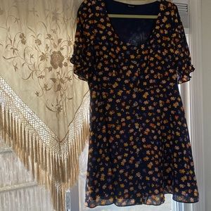 Foley, breezy, summer mini